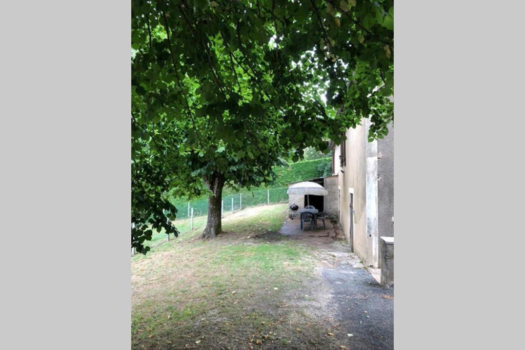 Au Lilas Rose Maison Entre Campagne Et Village Belves Bagian luar foto